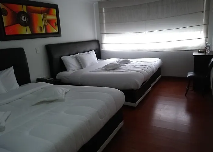 Hotel Feria Nova